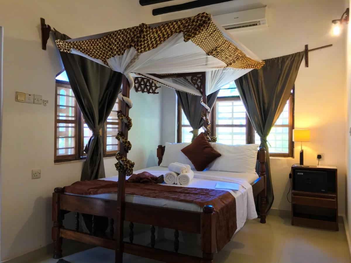 Jambiani White Sands Bungalows Exterior photo
